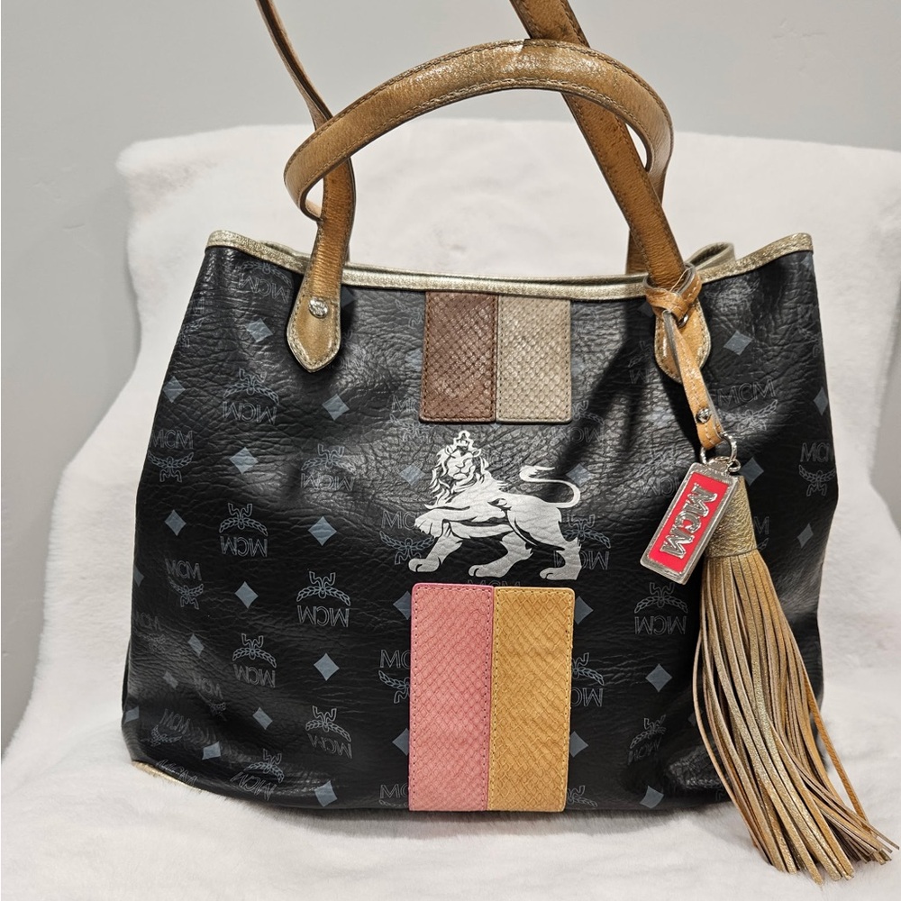 MCM Black Visetos Coated Canvas and Leather Princess Lion Shopper Tote bag